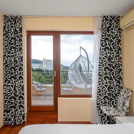 превъзходен къщата на мечтите-златни пясъци на първа линия Apartment *