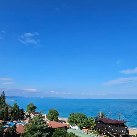 превъзходен къщата на мечтите-златни пясъци на първа линия Apartment