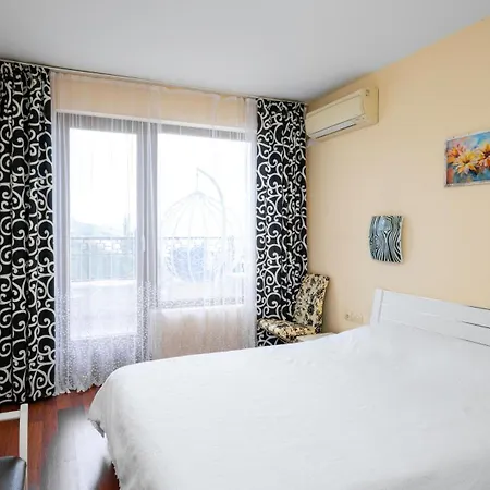 превъзходен къщата на мечтите-златни пясъци на първа линия Apartment Warna